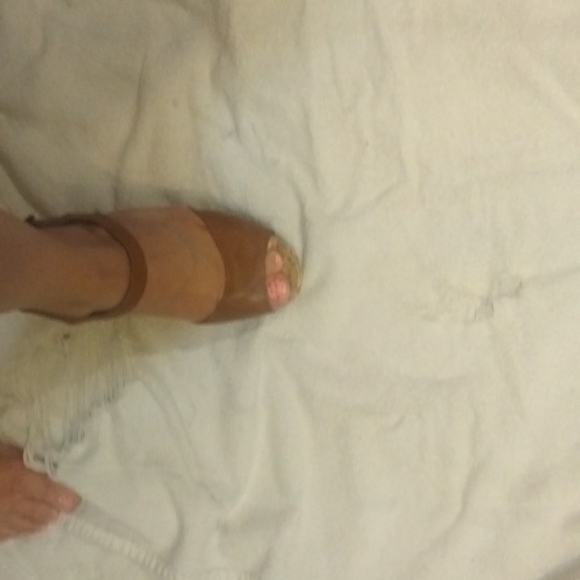 Shoes - Picture 5 of 10